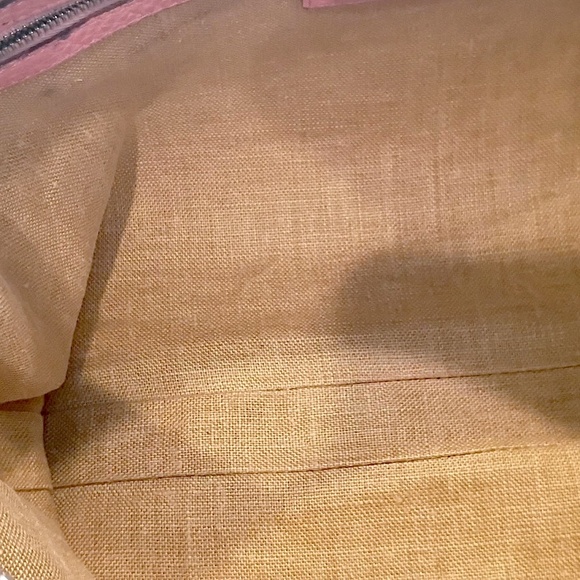 UNIQUE VERY RARE VINTAGE PINK FENDI SELLERIA SPALMATI MESSENGER/CROSS BODY BAG. - Picture 14 of 16